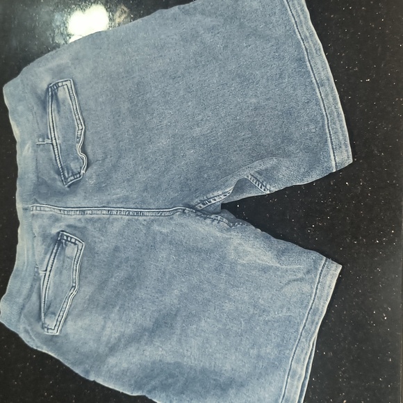 Divided H&M Denim Twill Shorts - Picture 2 of 4